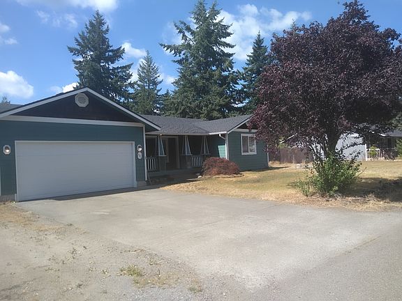 3rd image of 421 Volesky Dr SE