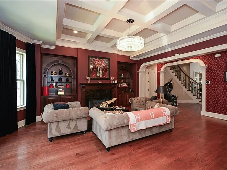 2210 Spalding Dr — Photo 20