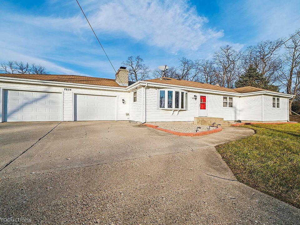 7654 Burr Oak Rd, Roscoe, IL 61073 Zillow