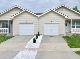 912 Whitetail Ct #1, Junction City, KS 66441