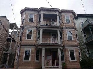 4 Grafton St, Dorchester, MA 02125