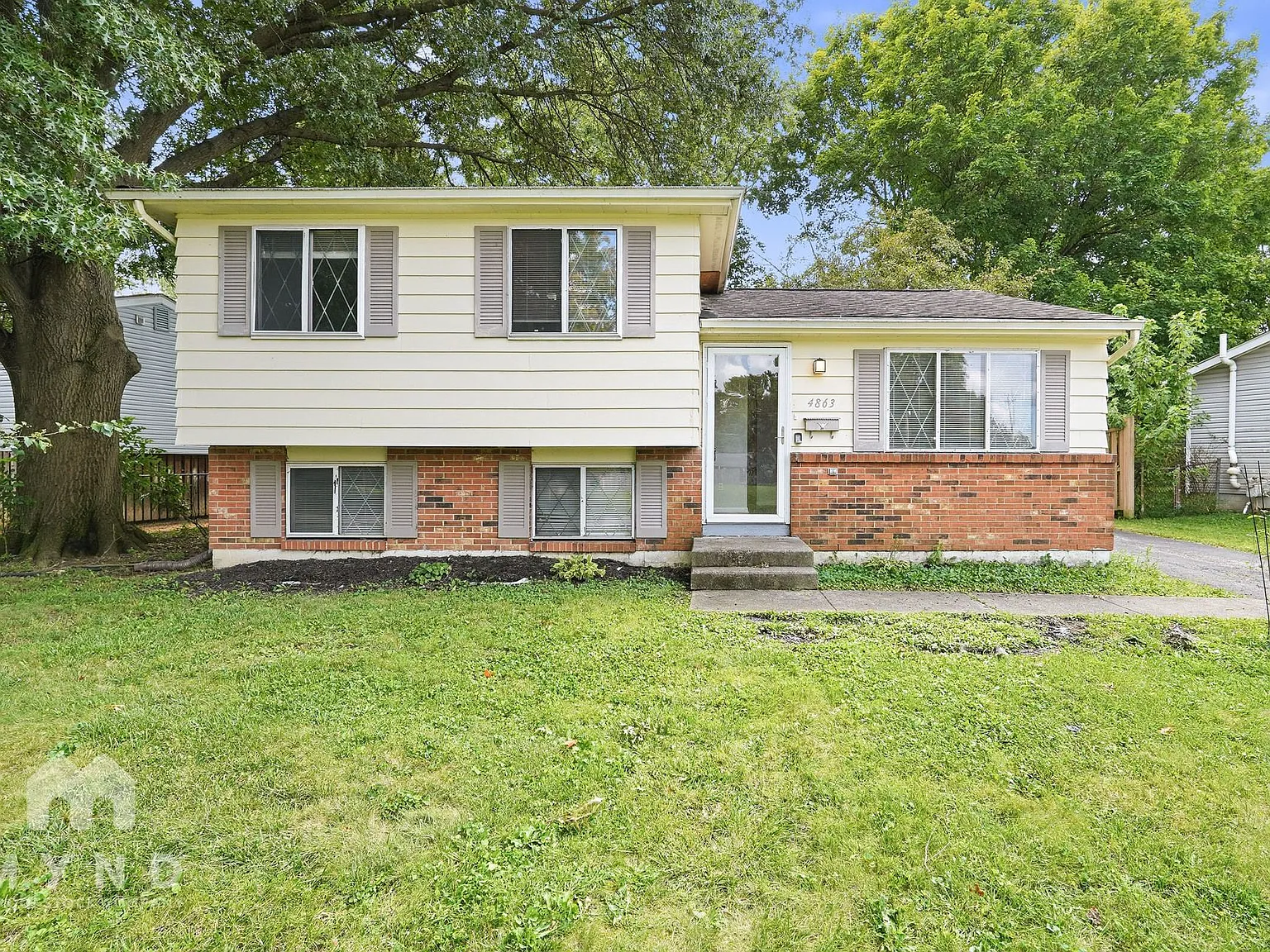 3 bed, 1.0 bath, 1192 sqft, $1,795 — Photo 1