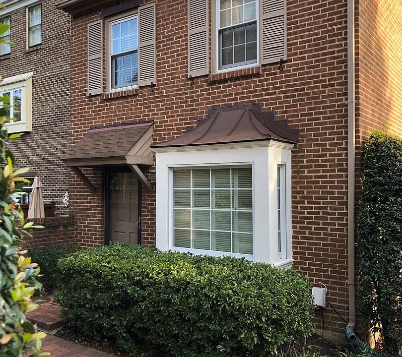 1st image of 1100 W Abingdon Dr