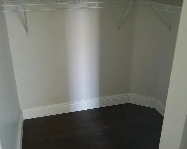 706 Executive Center Dr #23 — Photo 11
