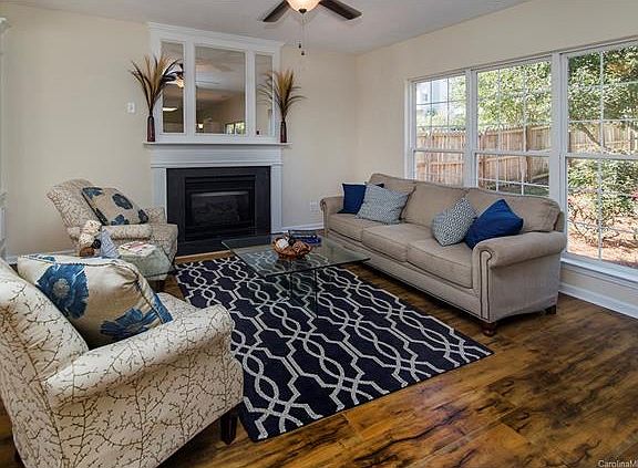 4th image of 6405 Tunston Ln