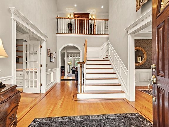 4th image of 47 Thornberry Ln