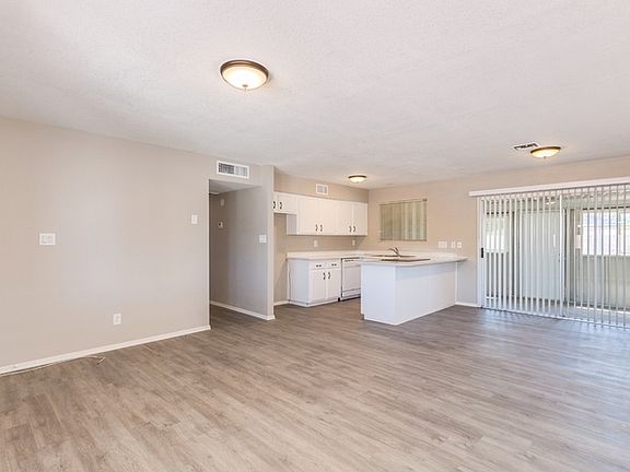 4th image of 17621 N 10th Ave