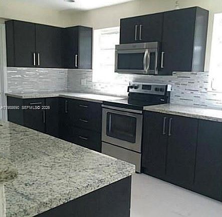 2nd image of 740 NE 179th Dr N