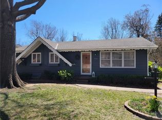 3514 Bel Nor Dr, Saint Joseph, MO 64506