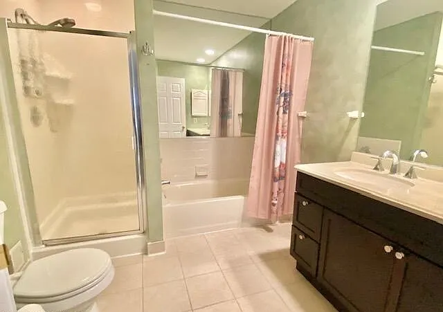1077 Roseberry Ct — Photo 12