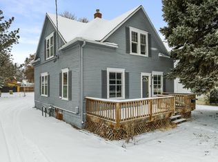 609 3rd St NE, MINOT, ND 58703