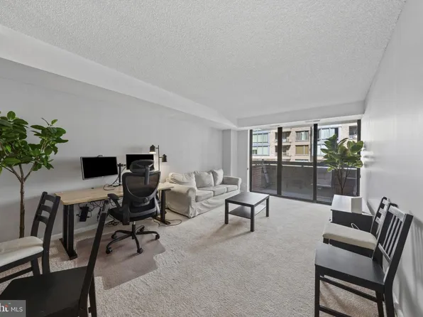 1140 23rd St NW APT 306, Washington, DC 20037