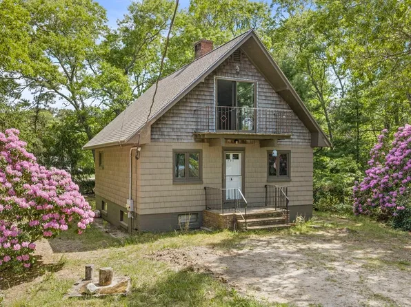 131 Lakeview Blvd, Plymouth, MA 02360