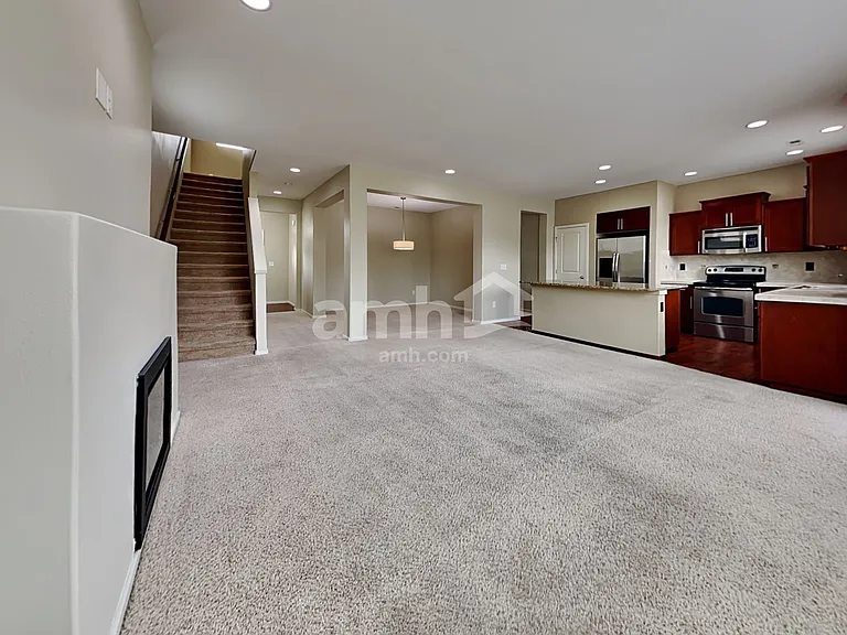 715 204th St E — Photo 5