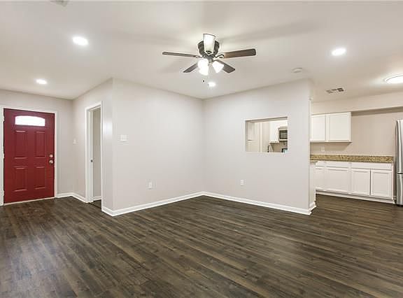 3rd image of 3321 Preston Pl