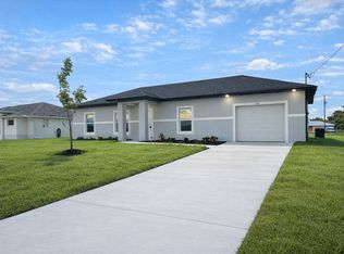 2615 NE 20th Ct, Cape Coral, FL 33909