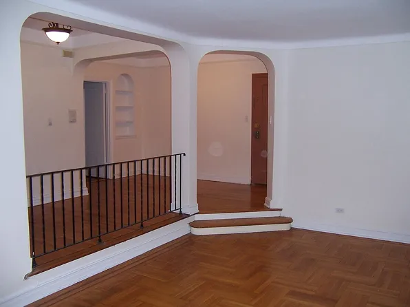 260 Ocean Pkwy APT 2D, Brooklyn, NY 11218