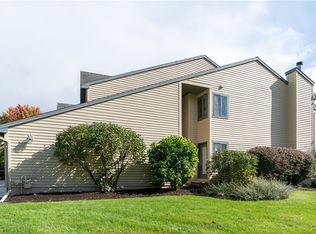 4818 Huntwood Path, Manlius, NY 13104