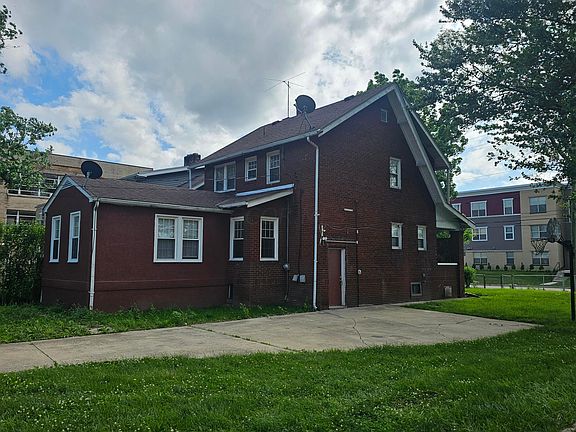 4th image of 2984 Cleveland Ave