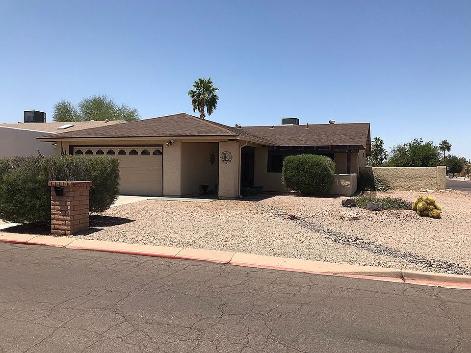 1st image of 25602 S Pinewood Dr