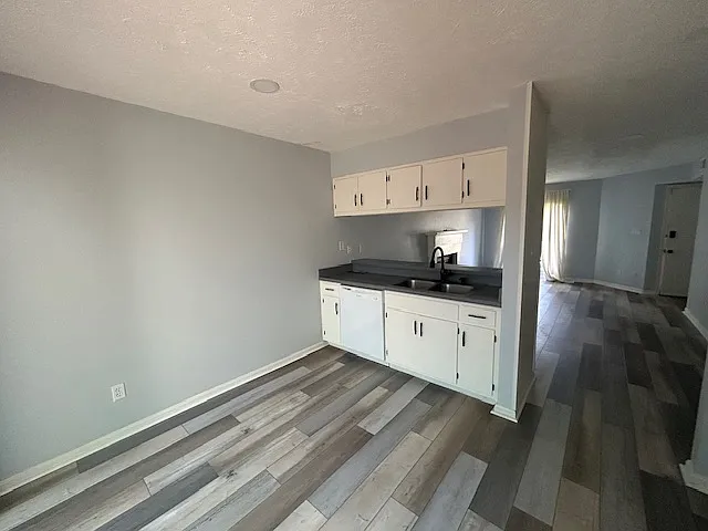 322 Crescent Spring Dr — Photo 5