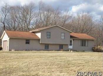 1st image of 5523 Fairdale Dr