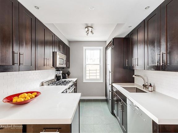 5th image of 444 E 75th St #15DE
