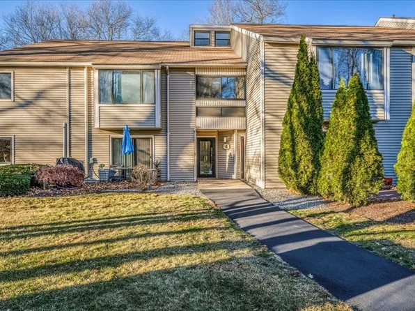 4 Thayer Pond Dr #24, Oxford, MA 01540