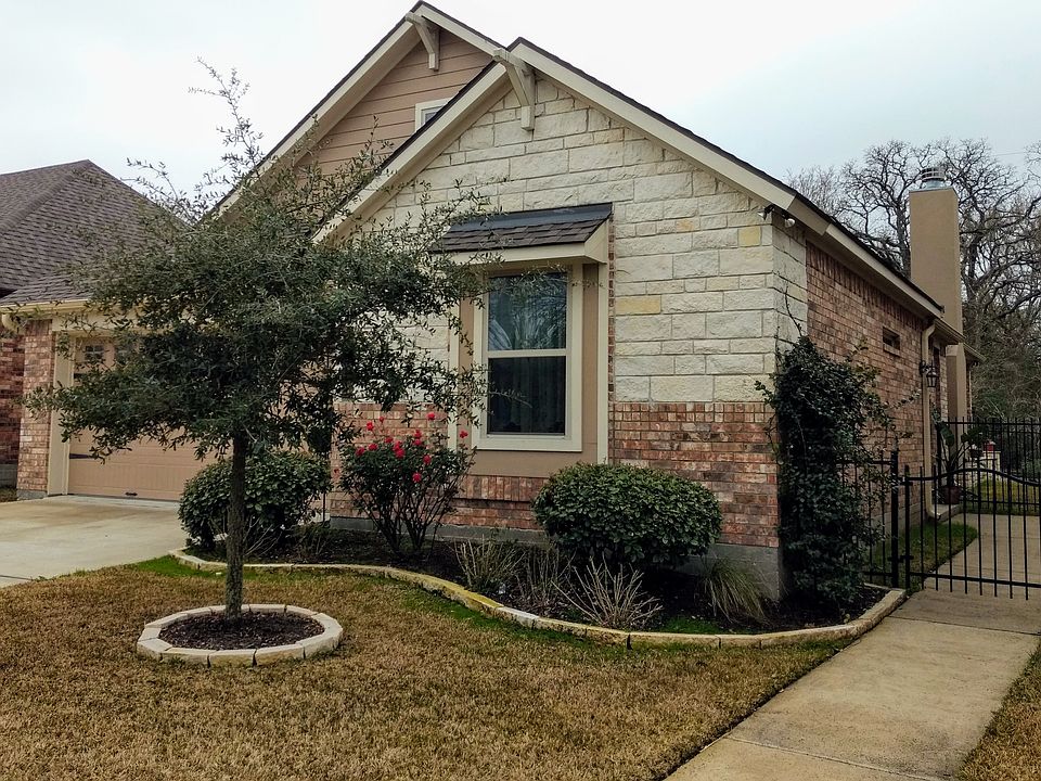 1st image of 1738 Twin Pond Cir