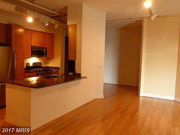 3rd image of 4480 Market Commons Dr Unit 301