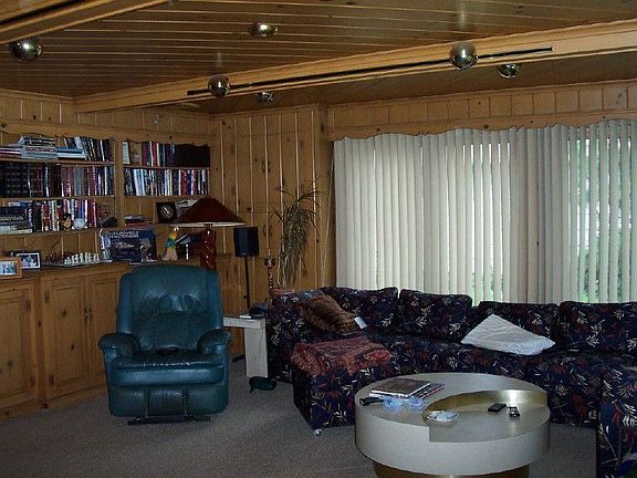 4th image of 28 Westwood Cir