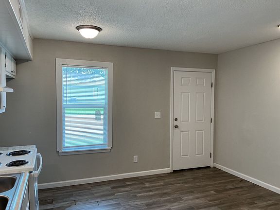 3rd image of 961 Old Hickory Blvd #17