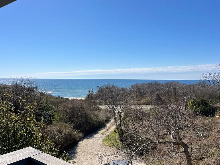 Old Montauk Hwy — Photo 12