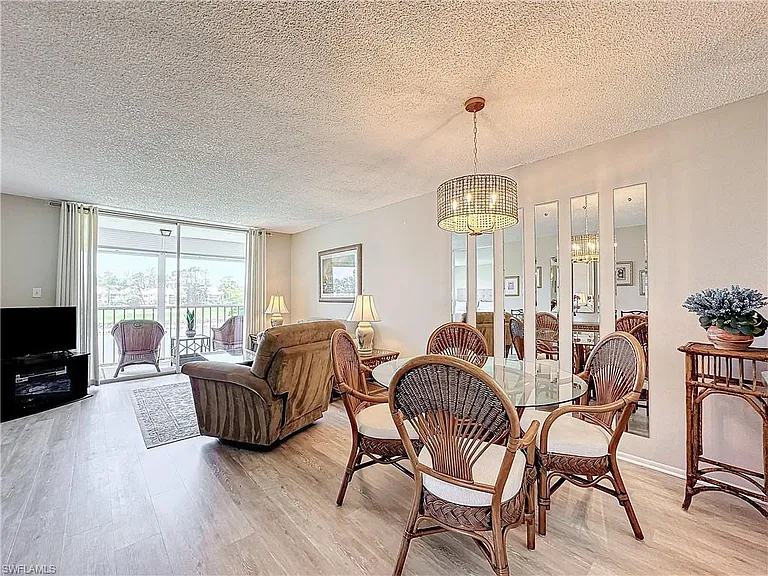 300 Forest Lakes Blvd #201 — Photo 12