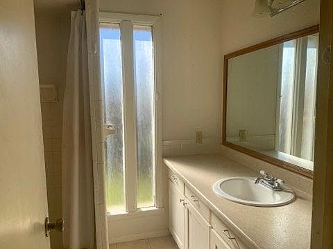 5th image of 1806 Cheryl Ln