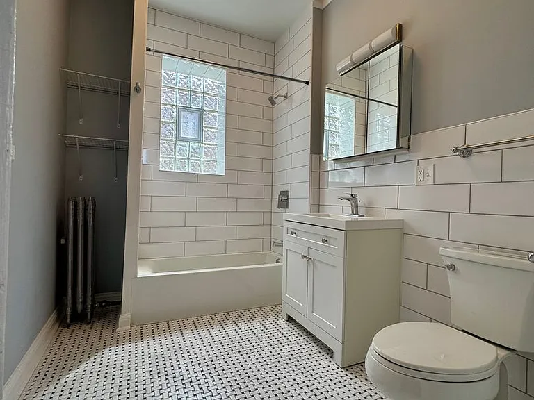 3801 N Lincoln Ave — Photo 33