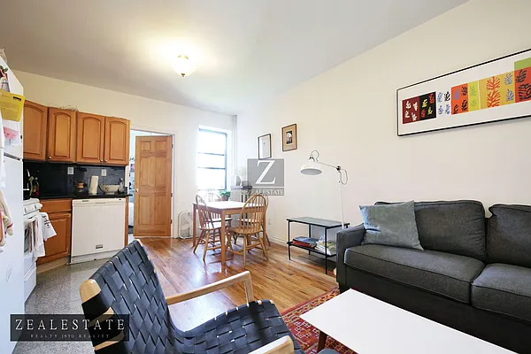 Rented by ZealEstate Group Inc | media 47