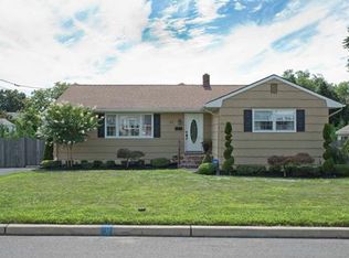 13 Lincoln Ave, East Brunswick, NJ 08816