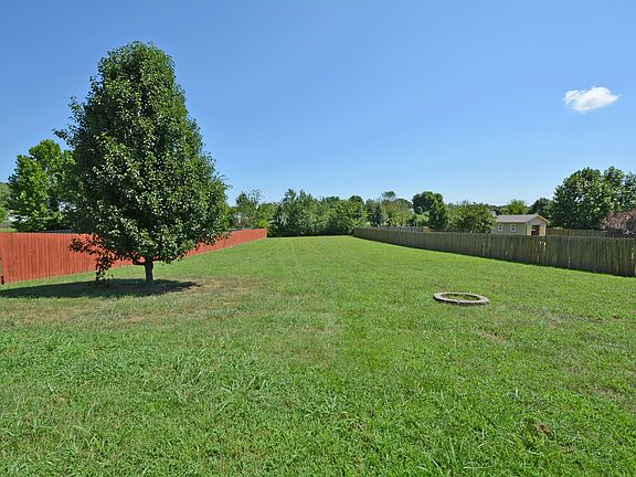 4th image of 643 Buttercup Dr