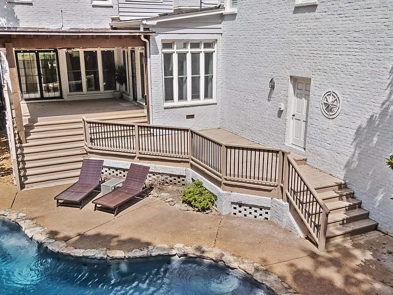 1574 Whitmar Pl E — Photo 38