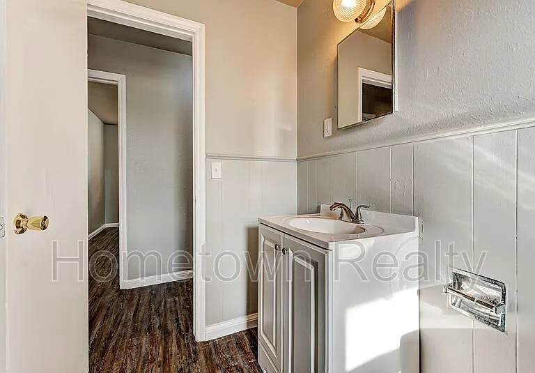 1308 McDonald Dr — Photo 35