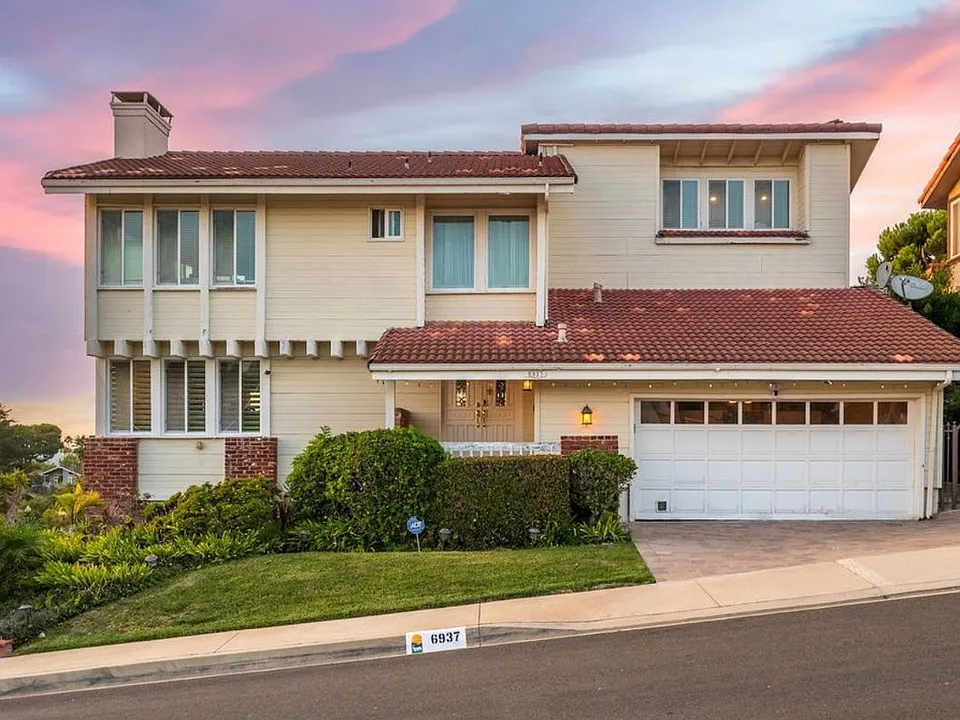 6937 Kings Harbor Dr