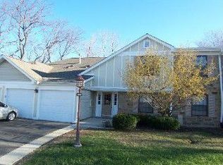 14167 Seven Pines Rd, Schaumburg, IL 60193