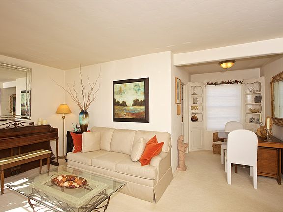 5th image of 454 G Ave