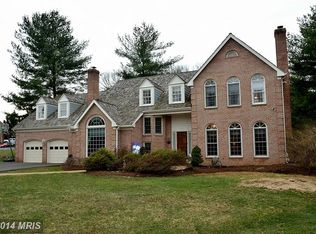 1290 Tweed Ct, Vienna, VA 22182