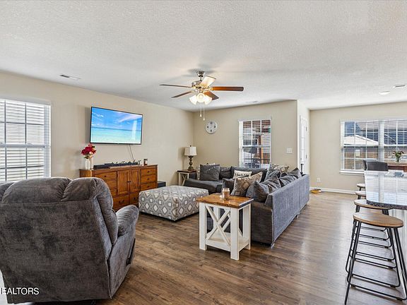 2nd image of 9412 Trout Lily Ln