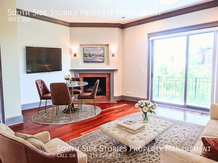 Building Photo - 4412 S Indiana Ave #3S