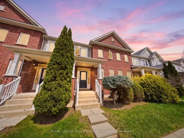 228 Brookhill Blvd, Clarington, ON L1C 0M2