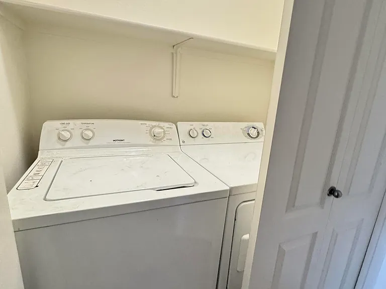 1701 E Colter St #310 — Photo 6