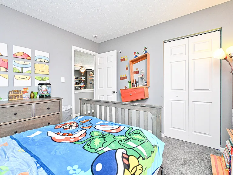5469 Fairford Ct — Photo 39
